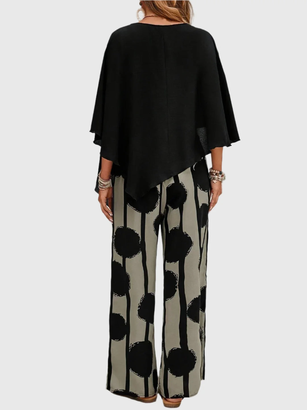 ג'יל - סט שני חלקים עם מותן אלסטית נוחה