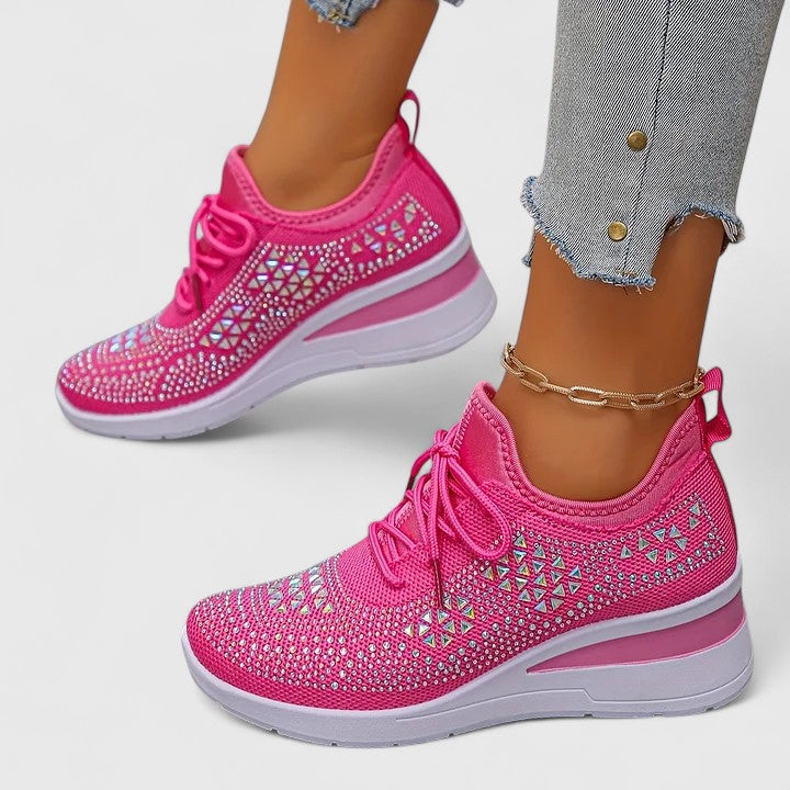 מירה - נעליים אורטופדיות מסוגננות