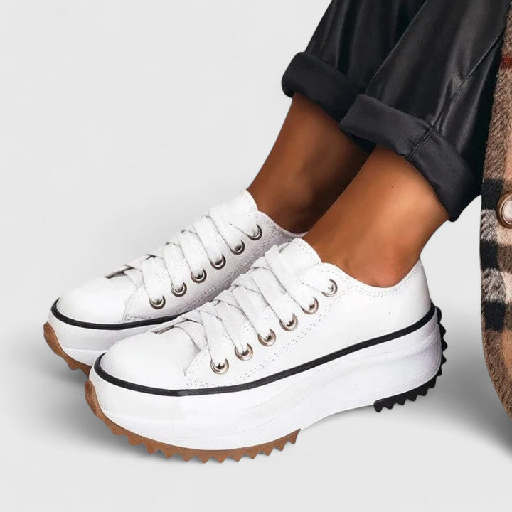 אלואיז - נעליים אורטופדיות