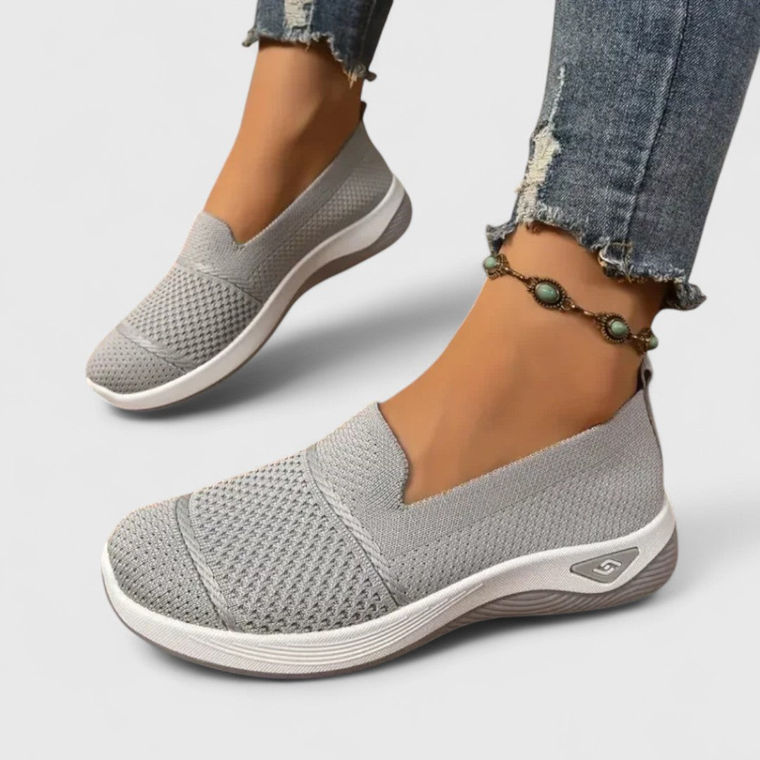 אזליה - נעלי ספורט אורתופדיות ללא שרוכים