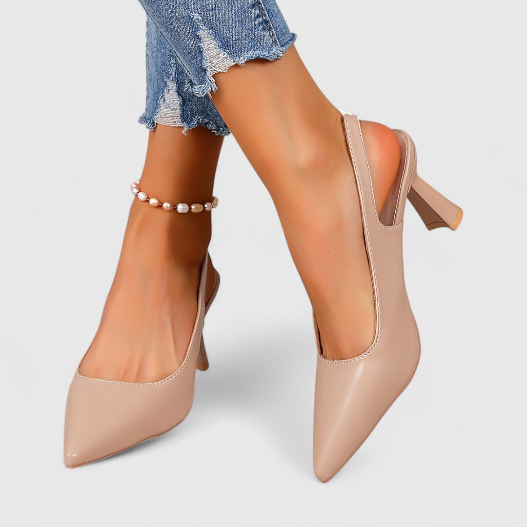 ניקולה - נעלי עקב פוינטד טו עם רצועת סנדל