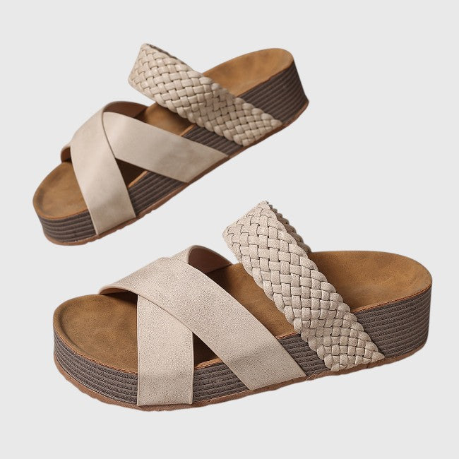 נוגה – סנדלים אורטופדיים