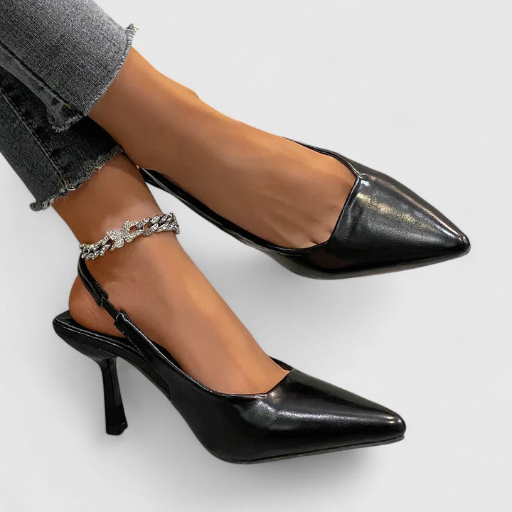 נעלי עקב עם בוהן מחודדת לקיץ