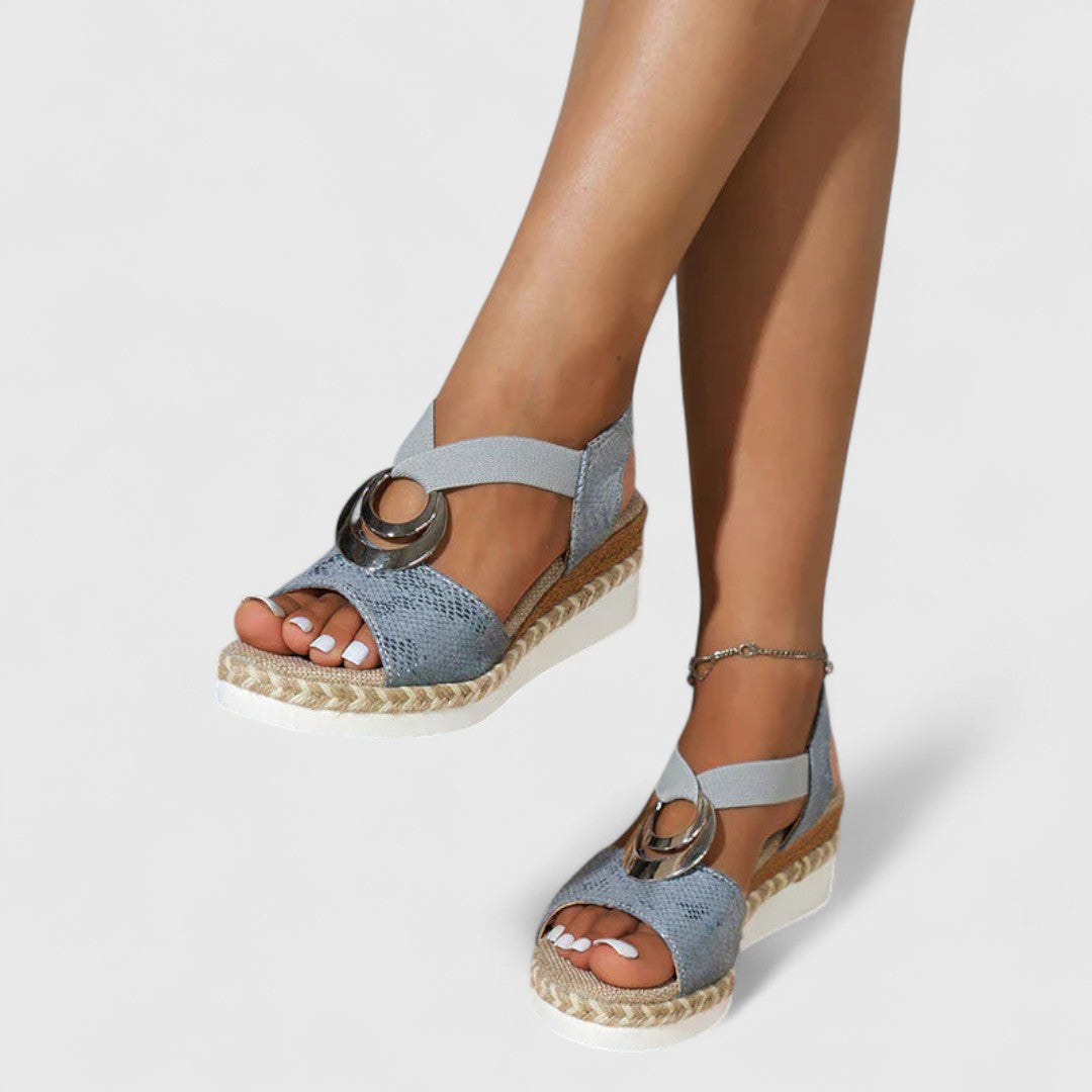 אורניה - סנדלים אורטופדיים