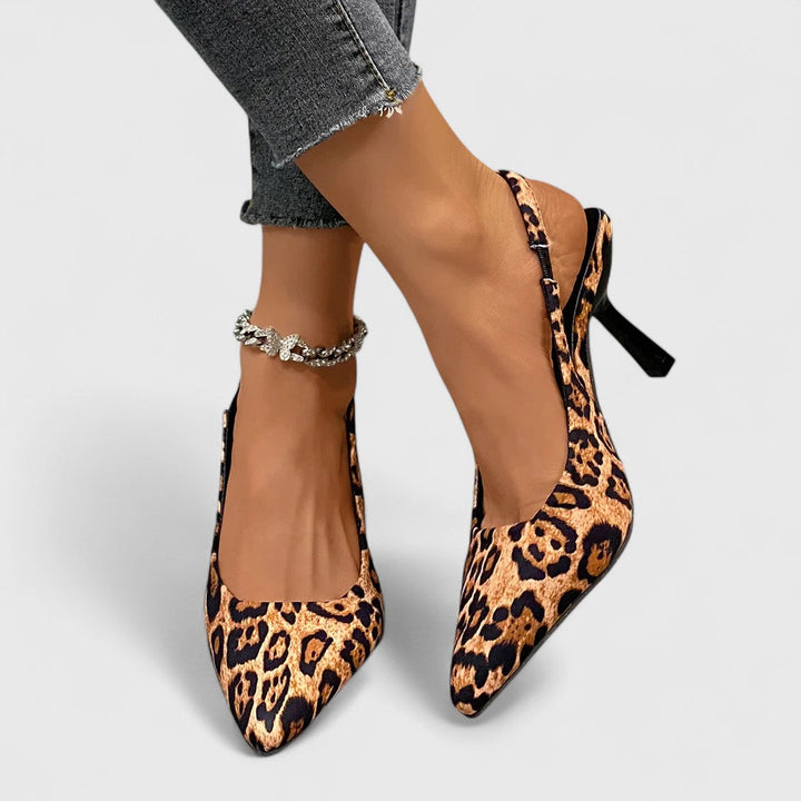 נעלי עקב עם בוהן מחודדת לקיץ