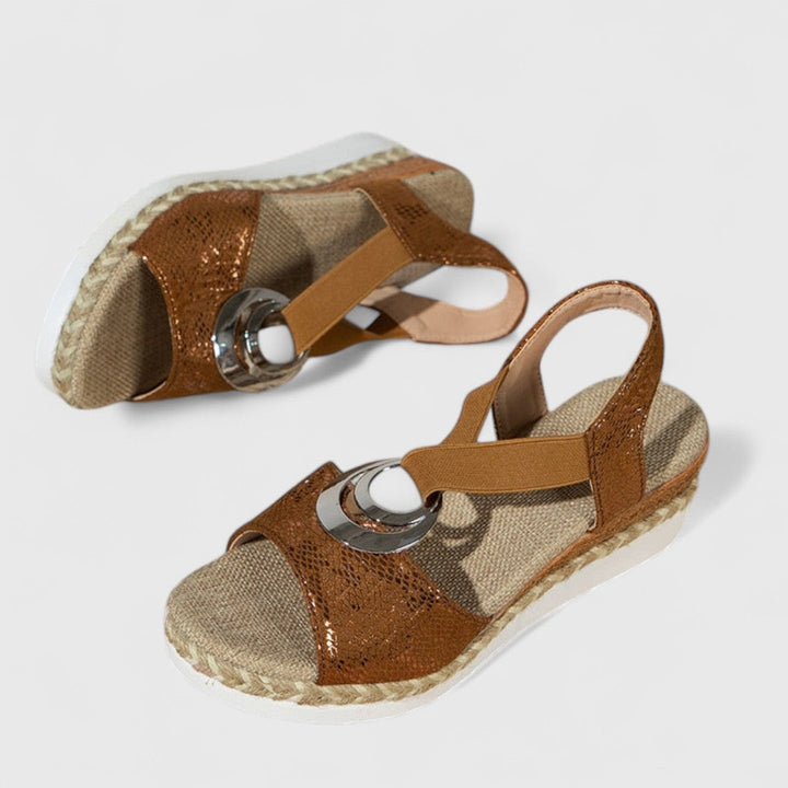 אורניה - סנדלים אורטופדיים