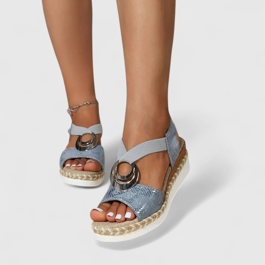 אורניה - סנדלים אורטופדיים